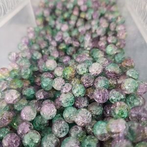 10mm glass beads. Green and Purple Crackle Glass Beads